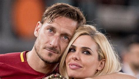 ilary blasy rolex|Francesco Totti e Ilary Blasi si stringono la mano in tribunale: la .